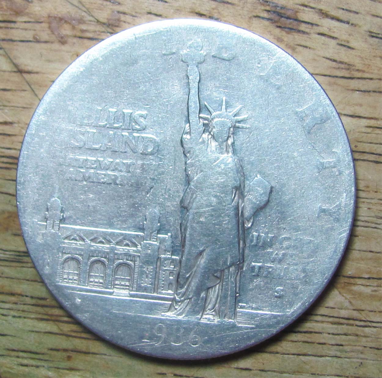 230th-Anniversary-Flowing-Hair-Silver-Medal